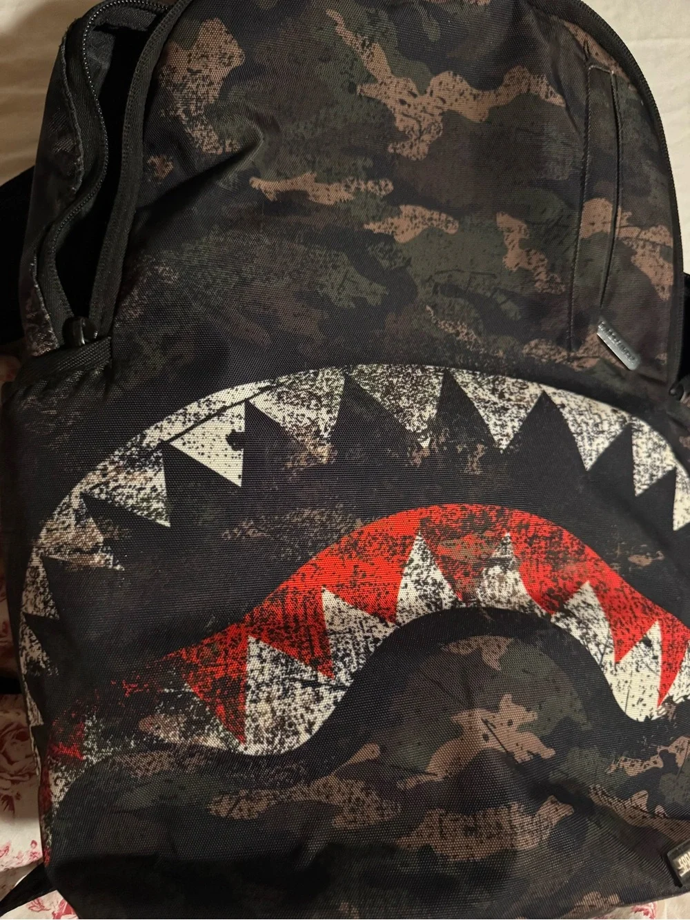 Men's camo sprayground backpack - Red Accent